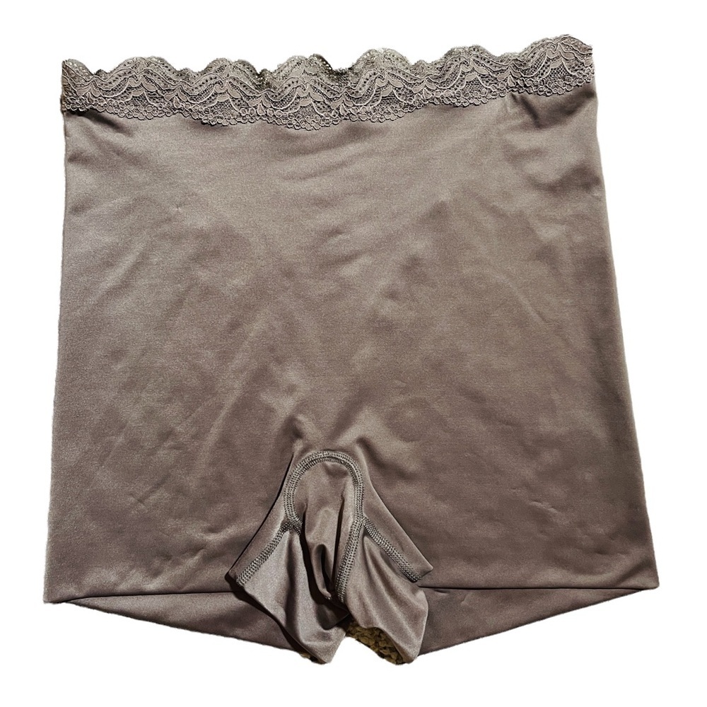 Spanx Shapewear Mid Length Power Shorts